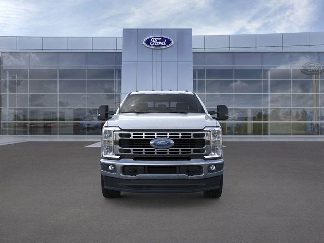 2026 Ford Super Duty F-350 SRW XL 4WD SuperCab 168 WB 60 CA