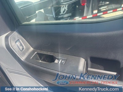 2026 Ford Super Duty F-550 DRW XL 4WD Reg Cab 205 WB 120 CA