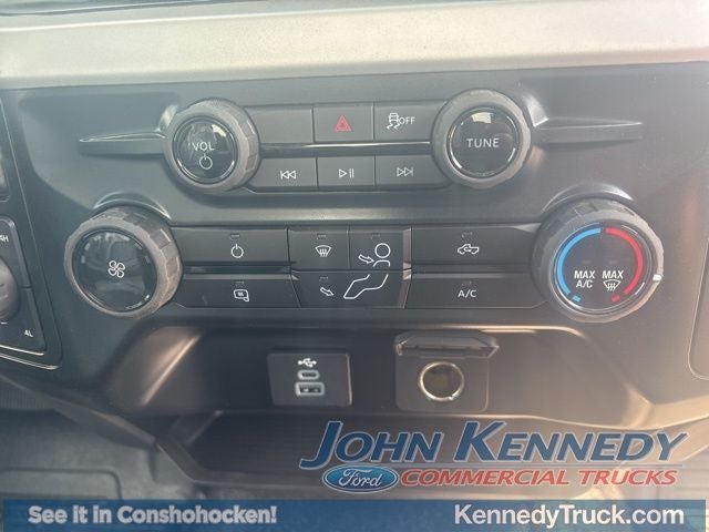 2026 Ford Super Duty F-550 DRW XL 4WD Reg Cab 205 WB 120 CA