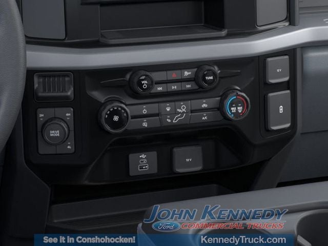 2026 Ford Super Duty F-550 DRW XL 4WD Reg Cab 205 WB 120 CA