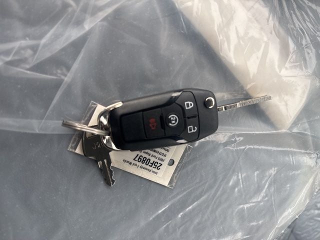 2025 Ford Super Duty F-450 DRW XL 4WD Reg Cab 169 WB 84 CA