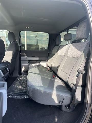 2026 Ford Super Duty F-250 SRW XL 4WD Crew Cab 6.75' Box