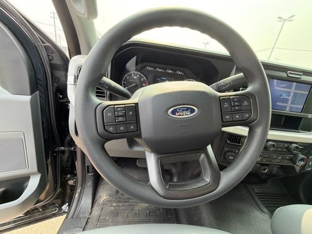 2026 Ford Super Duty F-250 SRW XL 4WD Reg Cab 8' Box
