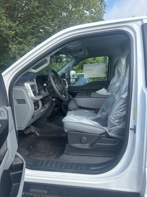 2026 Ford Super Duty F-250 SRW XL 4WD Reg Cab 8' Box