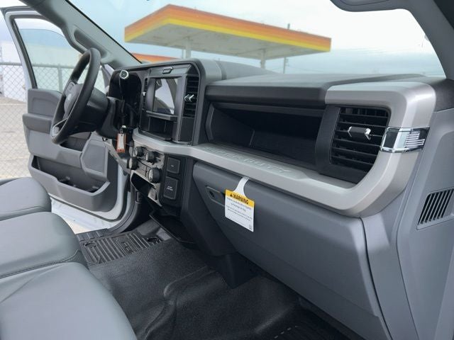 2026 Ford Super Duty F-250 SRW XL 4WD Reg Cab 8' Box