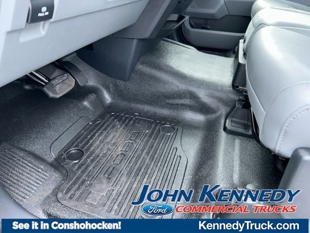 2026 Ford Super Duty F-250 SRW XL 4WD Reg Cab 8' Box