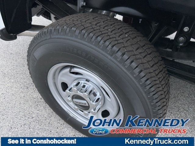 2026 Ford Super Duty F-250 SRW XL 4WD Reg Cab 8' Box