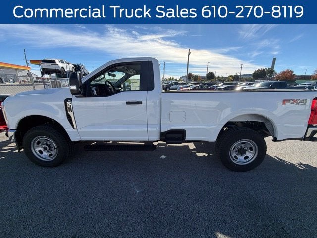 2026 Ford Super Duty F-350 SRW XL 4WD Reg Cab 8' Box