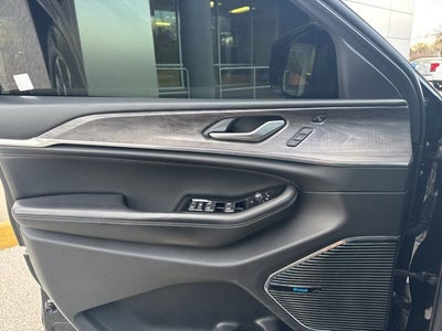 2022 Jeep Grand Cherokee Overland