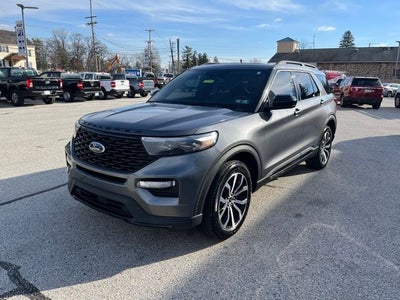 2022 Ford Explorer ST-Line