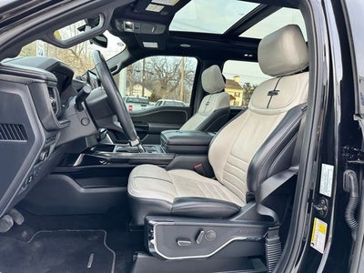 2023 Ford F-150 Lightning Platinum