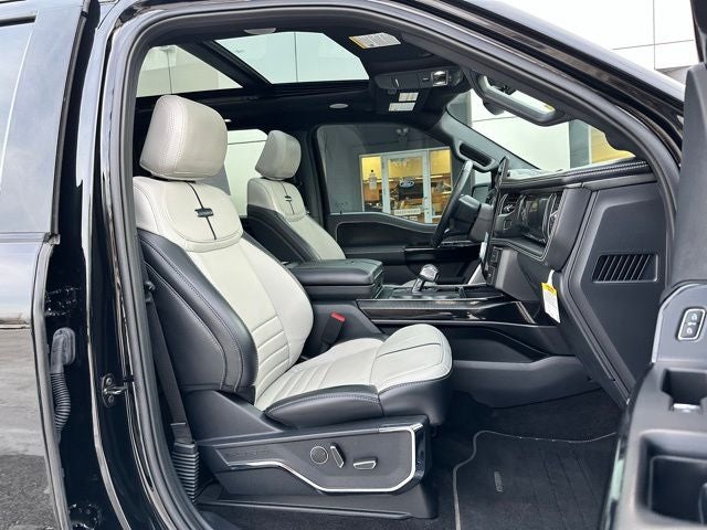 2023 Ford F-150 Lightning Platinum