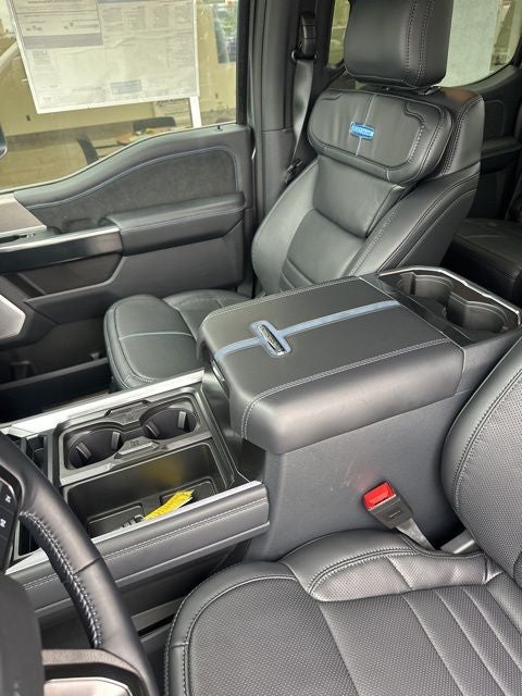 2026 Ford Super Duty F-350 SRW Platinum