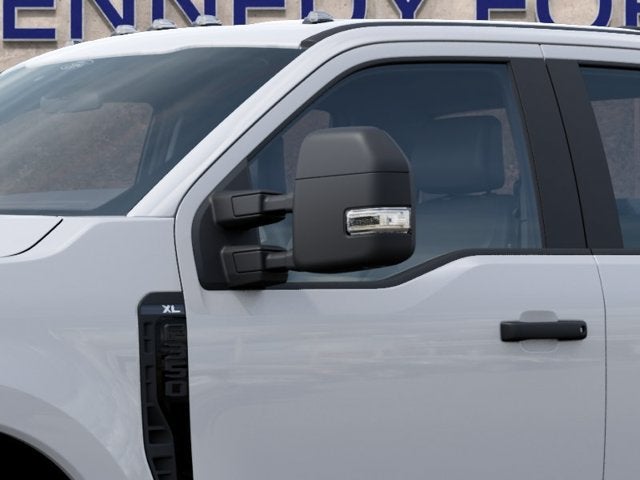 2027 Ford Super Duty F-350 SRW XL