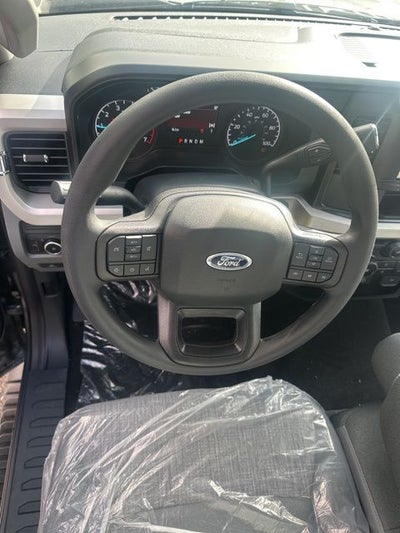 2026 Ford Super Duty F-350 SRW XLT