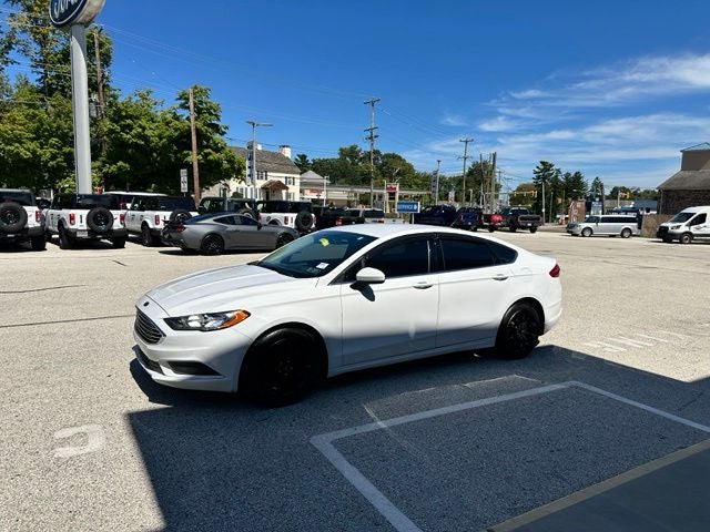 2017 Ford Fusion SE