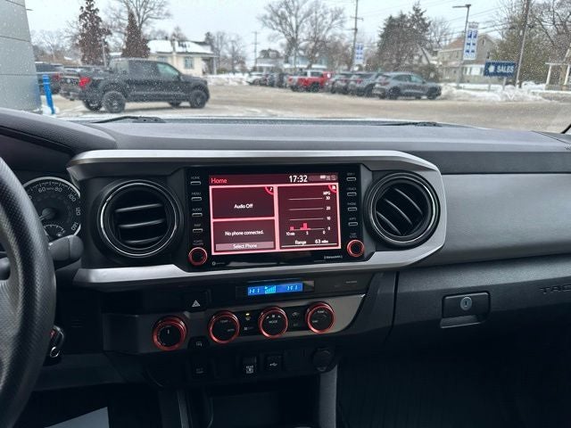 2022 Toyota Tacoma 4WD SR