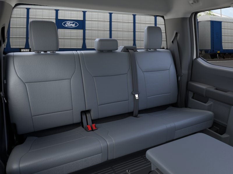 2026 Ford Super Duty F-450 DRW XL 4WD SuperCab 192 WB 84 CA