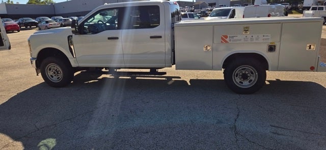 2026 Ford Super Duty F-350 SRW XL 4WD Crew Cab 179 WB 60 CA