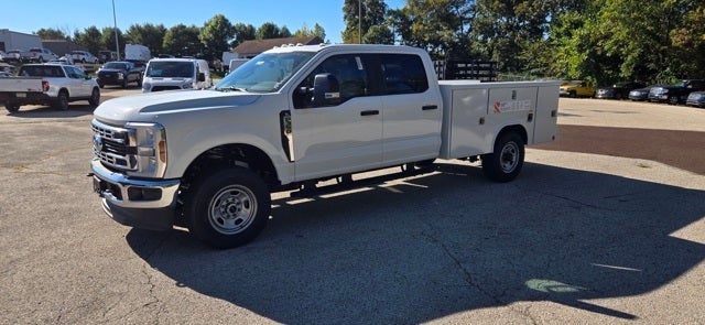 2026 Ford Super Duty F-350 SRW XL 4WD Crew Cab 179 WB 60 CA