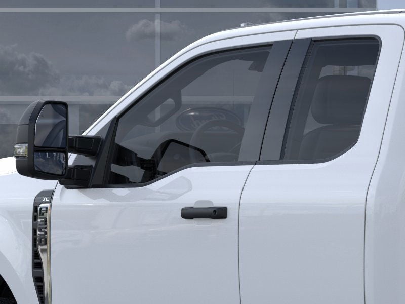 2026 Ford Super Duty F-350 SRW XL 4WD SuperCab 168 WB 60 CA