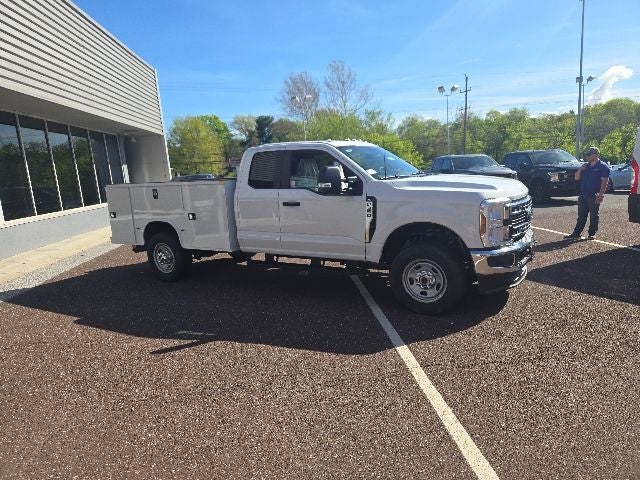 2026 Ford Super Duty F-350 SRW XL 4WD SuperCab 168 WB 60 CA