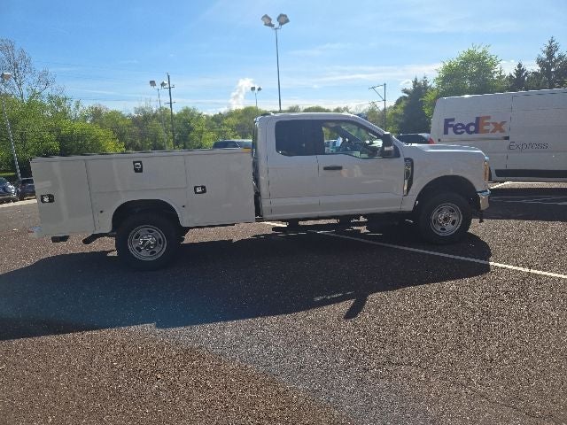 2026 Ford Super Duty F-350 SRW XL 4WD SuperCab 168 WB 60 CA