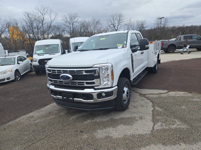 2025 Ford Super Duty F-350 DRW XL 4WD SuperCab 168 WB 60 CA