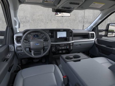 2026 Ford Super Duty F-450 DRW XL 4WD Crew Cab 203 WB 84 CA
