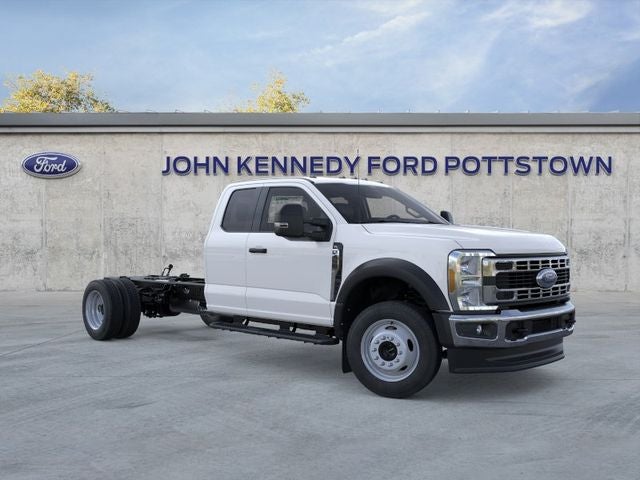 2026 Ford Super Duty F-450 DRW XL 4WD SuperCab 168 WB 60 CA