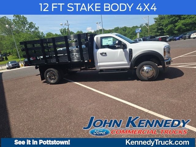 2026 Ford Super Duty F-550 DRW XL 4WD Reg Cab 169 WB 84 CA