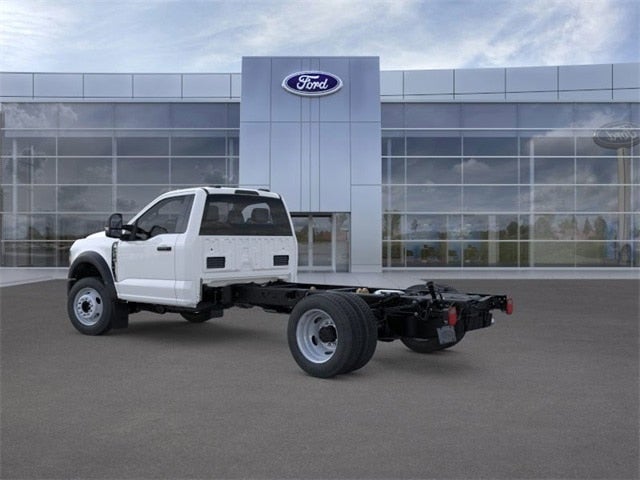 2026 Ford Super Duty F-550 DRW XL 4WD Reg Cab 169 WB 84 CA