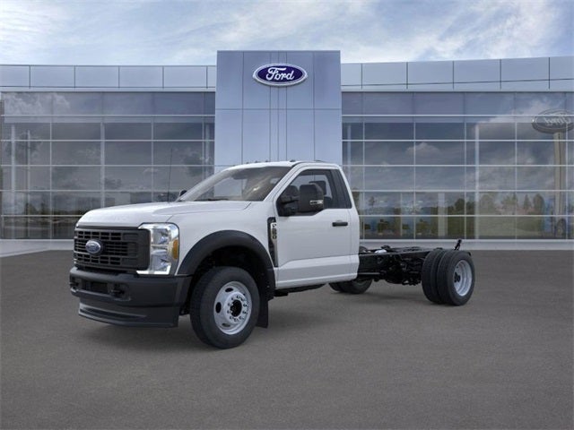 2026 Ford Super Duty F-550 DRW XL 4WD Reg Cab 169 WB 84 CA