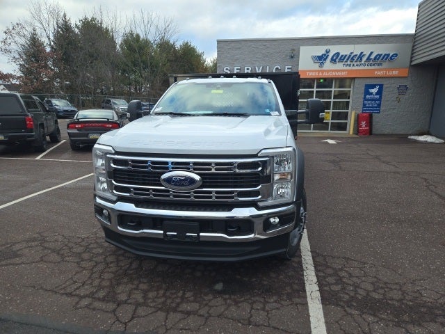 2026 Ford Super Duty F-550 DRW XL 4WD Reg Cab 205 WB 120 CA