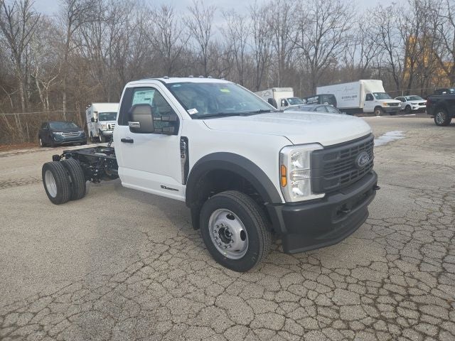 2026 Ford Super Duty F-550 DRW XL 4WD Reg Cab 169 WB 84 CA