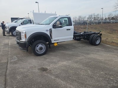 2026 Ford Super Duty F-550 DRW XL 4WD Reg Cab 169 WB 84 CA