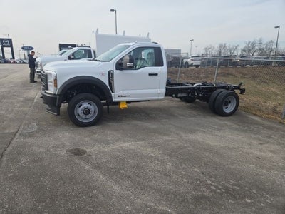 2026 Ford Super Duty F-550 DRW XL 4WD Reg Cab 169 WB 84 CA