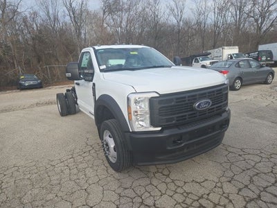 2026 Ford Super Duty F-550 DRW XL 4WD Reg Cab 169 WB 84 CA