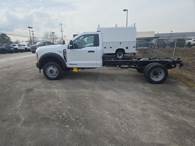 2026 Ford Super Duty F-550 DRW XL 4WD Reg Cab 169 WB 84 CA