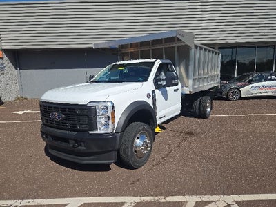 2026 Ford Super Duty F-550 DRW XL 4WD Reg Cab 169 WB 84 CA