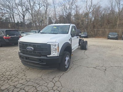 2026 Ford Super Duty F-550 DRW XL 4WD Reg Cab 169 WB 84 CA
