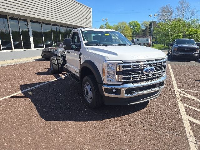 2026 Ford Super Duty F-600 DRW XL 4WD Reg Cab 169 WB 84 CA