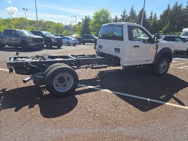 2026 Ford Super Duty F-600 DRW XL 4WD Reg Cab 169 WB 84 CA