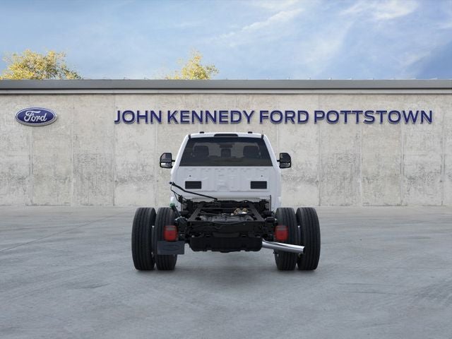 2026 Ford Super Duty F-600 DRW XL 4WD Reg Cab 169 WB 84 CA