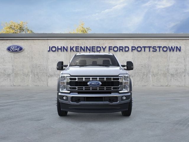 2026 Ford Super Duty F-600 DRW XL 4WD Reg Cab 169 WB 84 CA