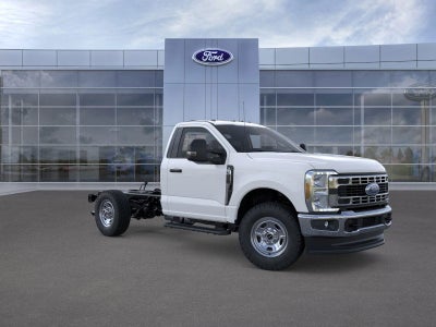 2026 Ford Super Duty F-350 SRW XL 4WD Reg Cab 145 WB 60 CA