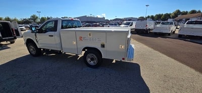 2026 Ford Super Duty F-350 SRW XL 4WD Reg Cab 145 WB 60 CA