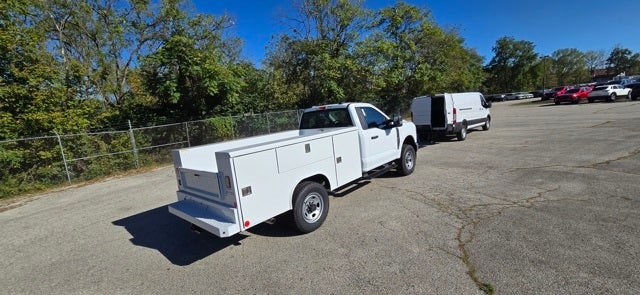 2026 Ford Super Duty F-350 SRW XL 4WD Reg Cab 145 WB 60 CA