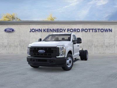 2026 Ford Super Duty F-350 DRW XL 2WD Reg Cab 169 WB 84 CA