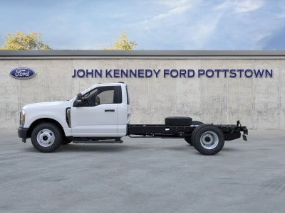 2026 Ford Super Duty F-350 DRW XL 2WD Reg Cab 169 WB 84 CA
